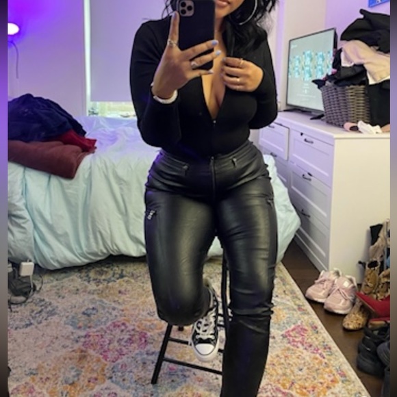Fashion Nova Leather Pants - Picture 5 of 5